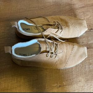 Toms shoes